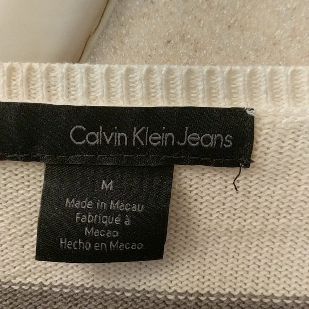 Calvin Klein Top - Picture 5 of 5
